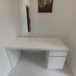 Ikea Malm biurko białe szuflany