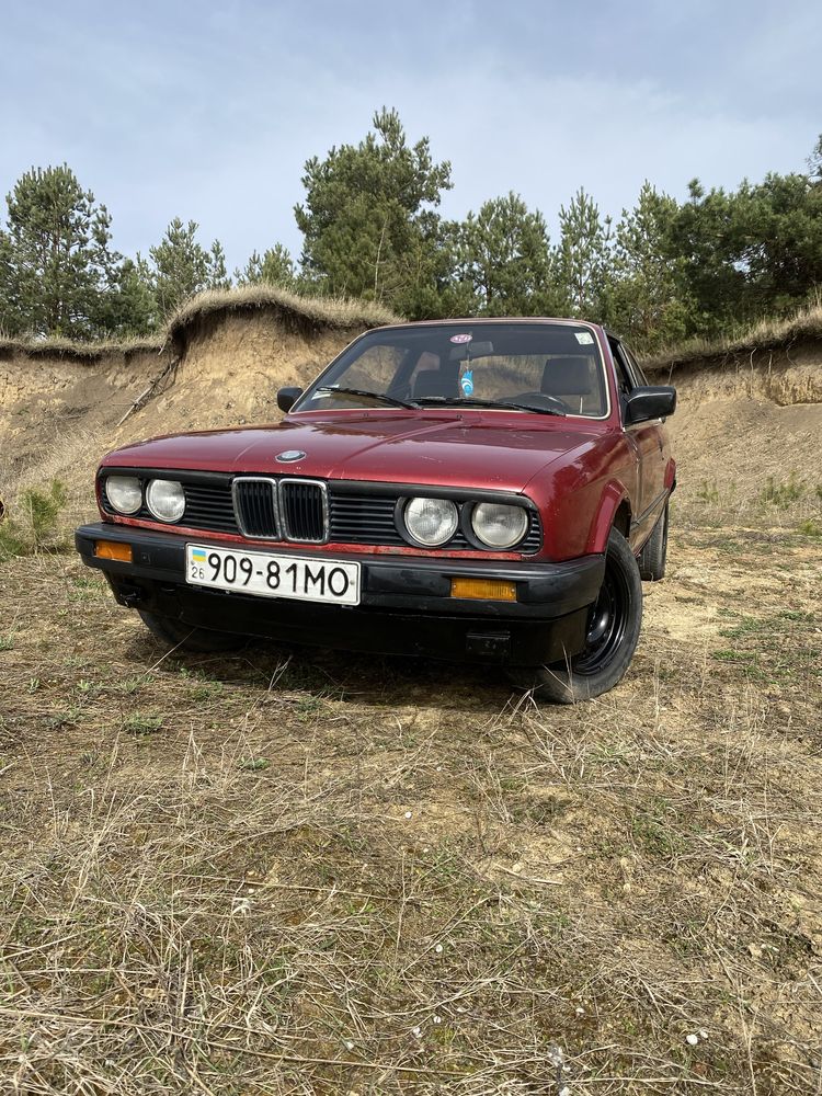 Продам BMW e30 coupe