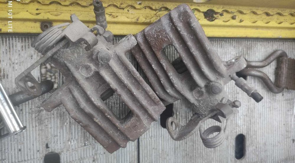 zaciski hamulcowe tylne zacisk tył Audi A4 B6