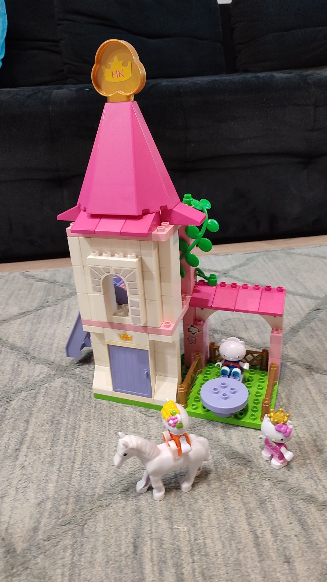 LEGO Duplo - zamek księżniczki Hello Kitty