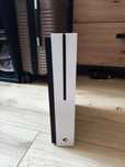 Sprzedam konsolę Xbox one