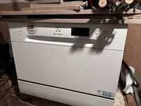 Посудомийка Electrolux