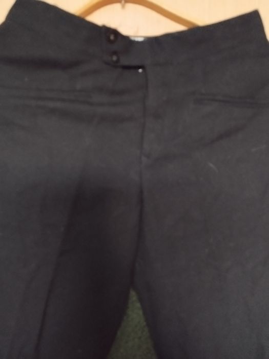 Брюки на мальчика новые пошиты на заказ,шерстяные.Смотрите фотографии.