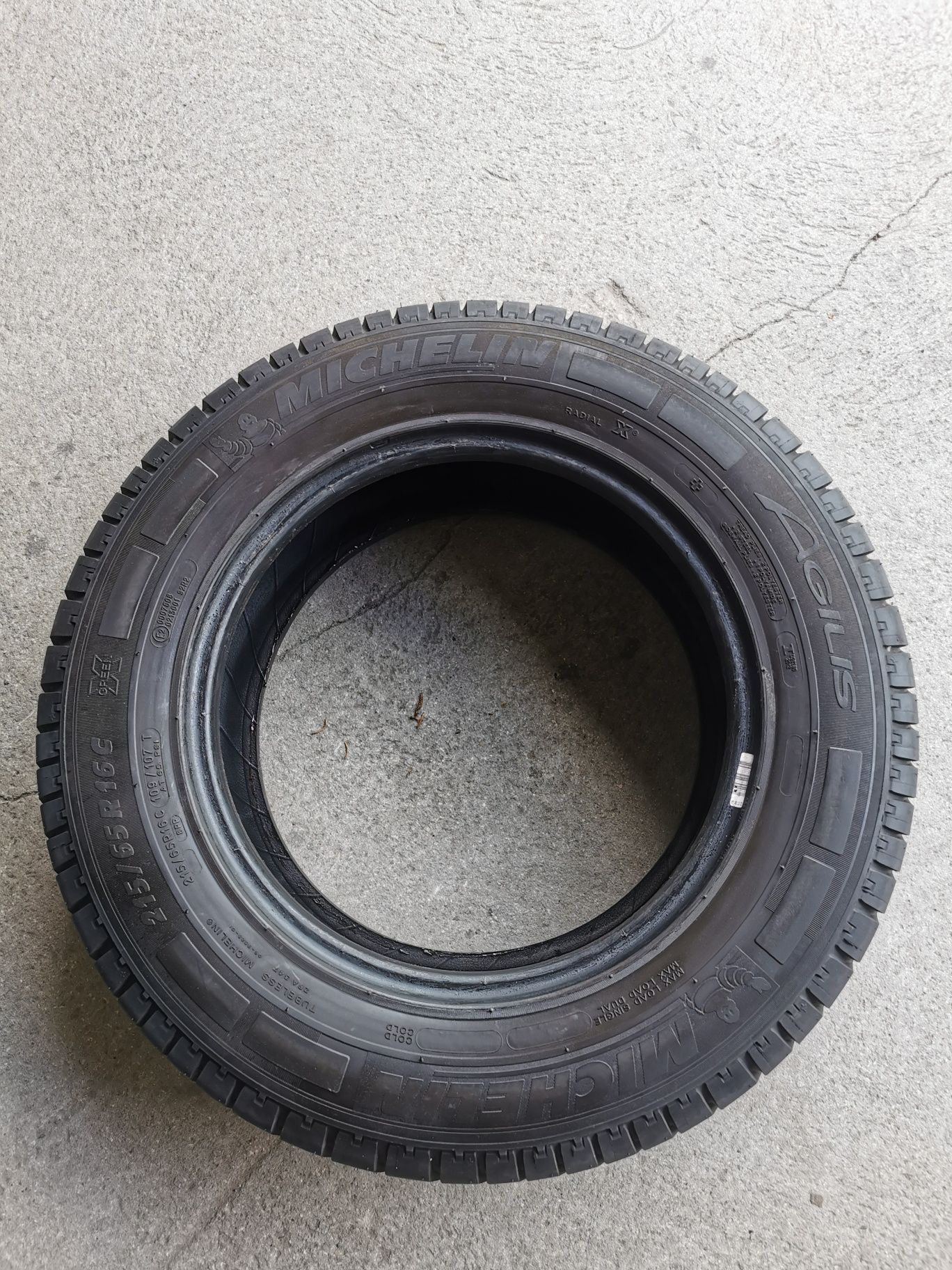 Komplet opon 215/65R16C 109/107T Michelin Agilis