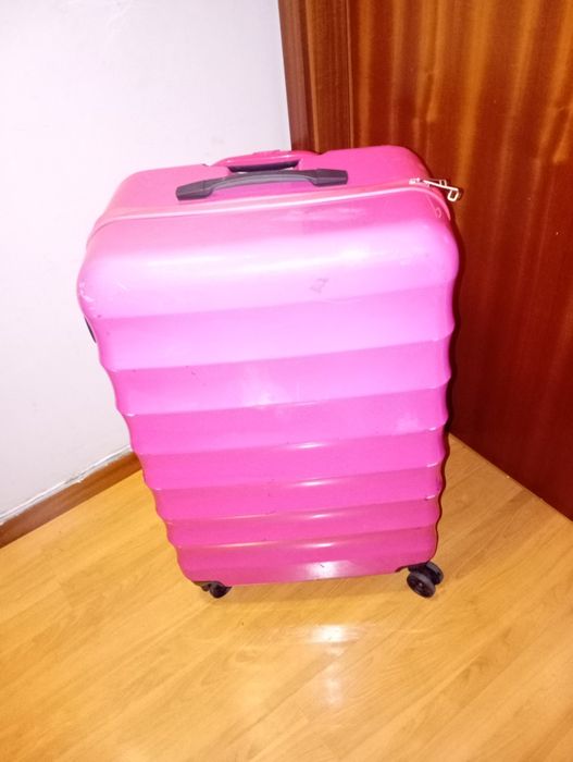 Vendo mala de viagem, mala de porão