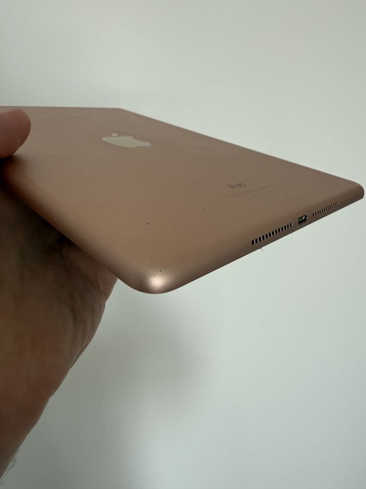 Apple ipad 6 128GB Rose Gold