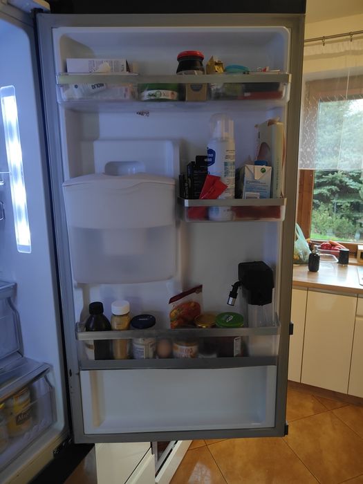 Lodówka samsung z zamrażalnikiem