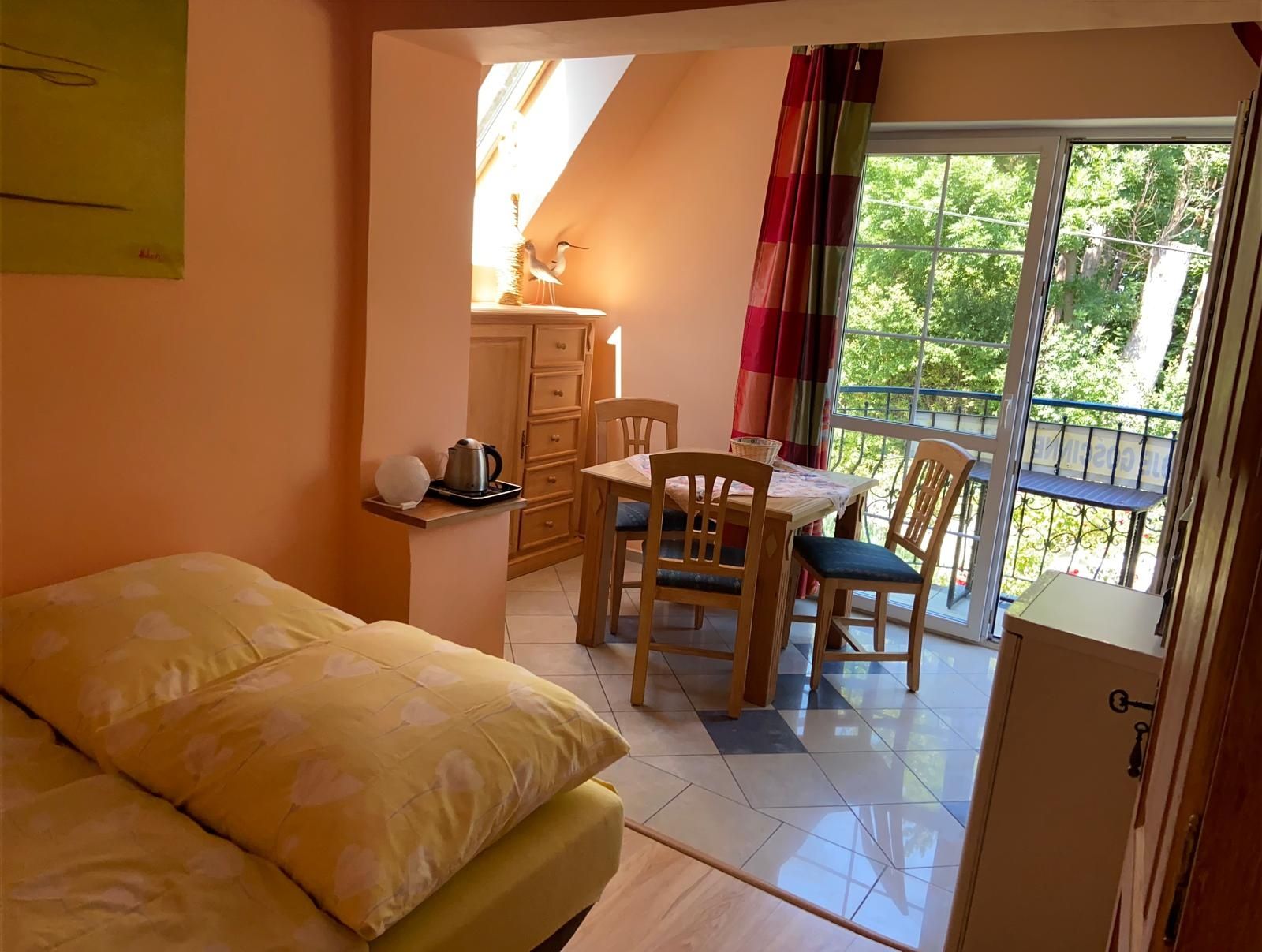 Pokoje nad morzem,apartament,noclegi Chłopy,Sarbinowo,wakacje wczasy