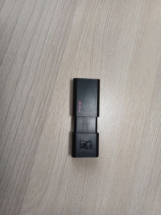 Флешка Kingston 64GB USB 3.0