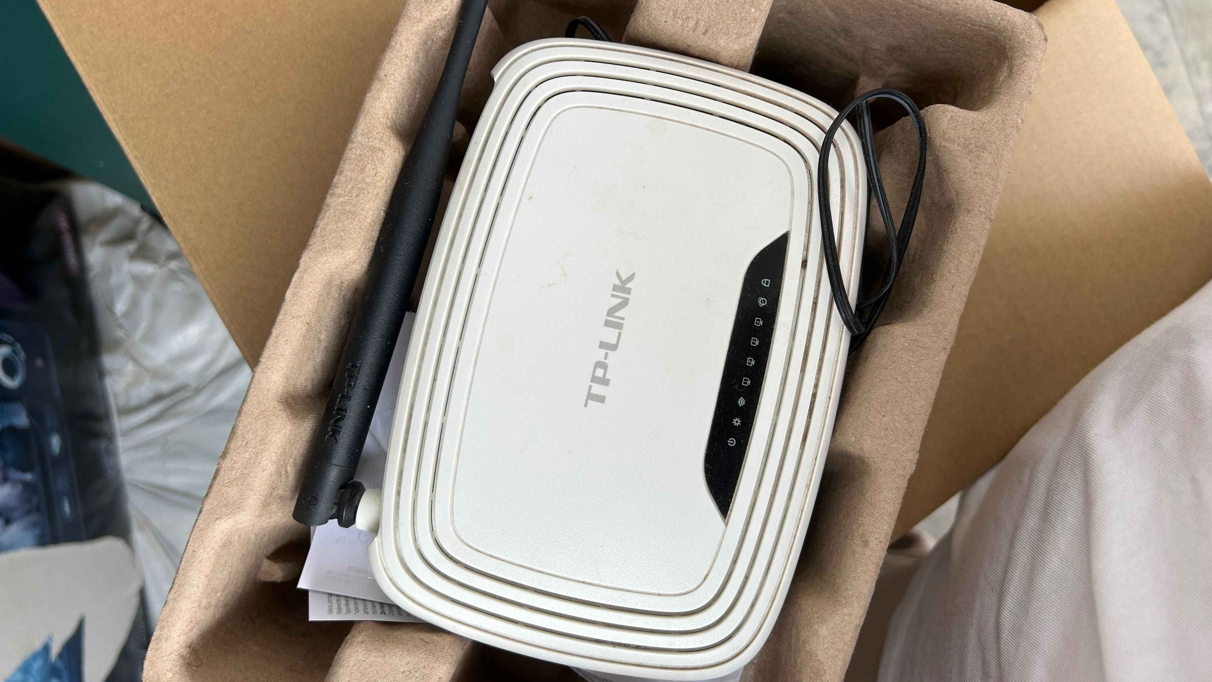 Маршрутизатор TP-LINK TL-WR740N