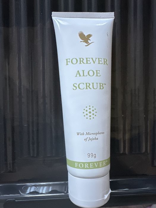Forever aloe scrub
