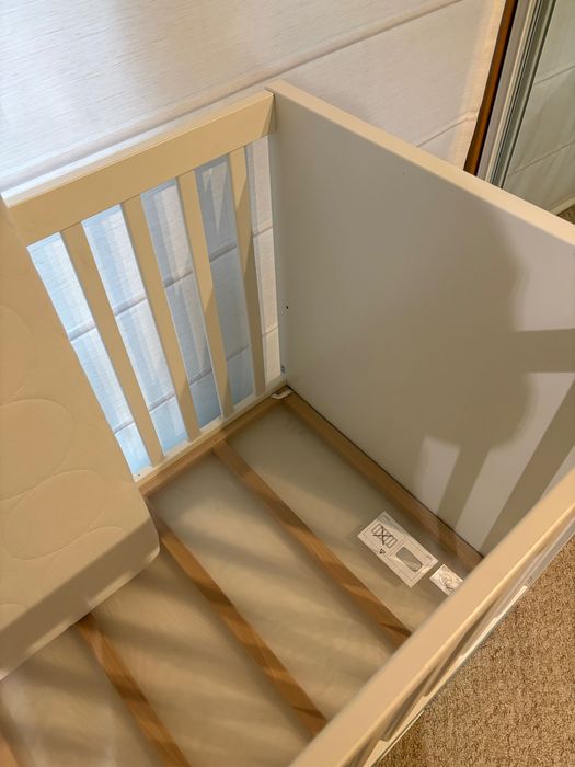 Łóżeczko niemowlęce Ikea Stuva z materacem łóżko dostawka dzieci kojec
