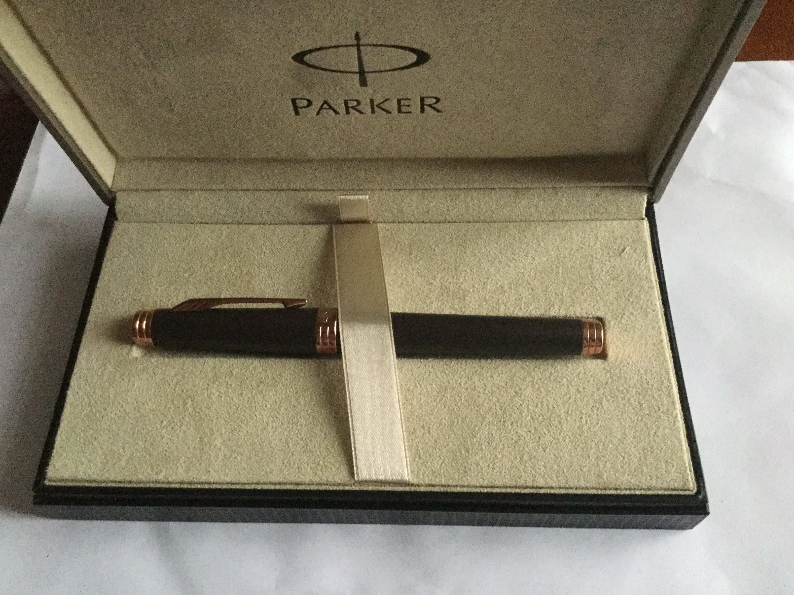Ручка перьевая  Parker Premier