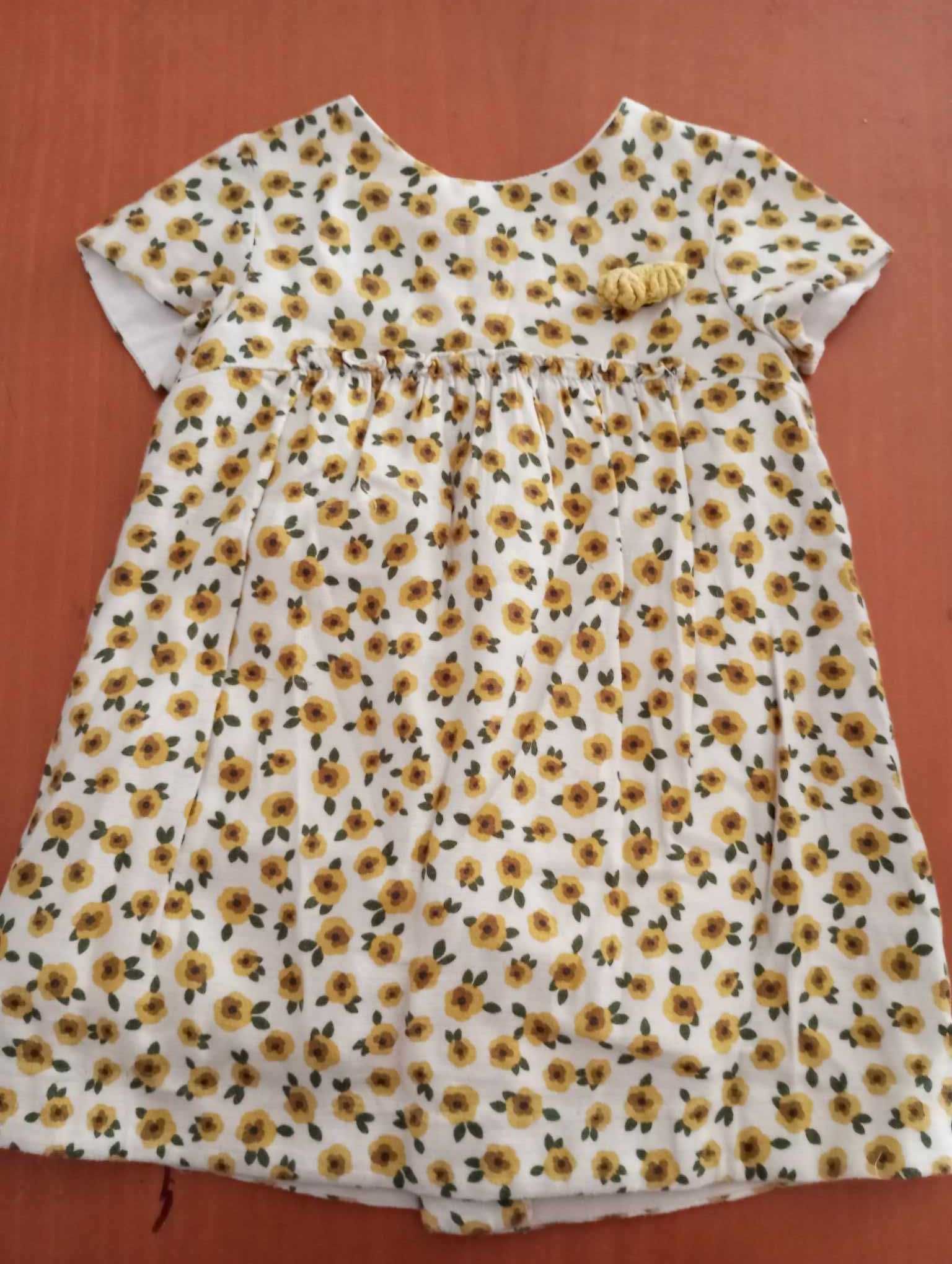 Vestido de menina (12/18 meses) Zara como novo