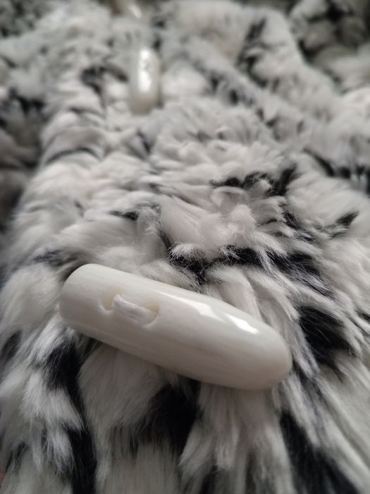 Płaszcz / futro / futerko czarno białe