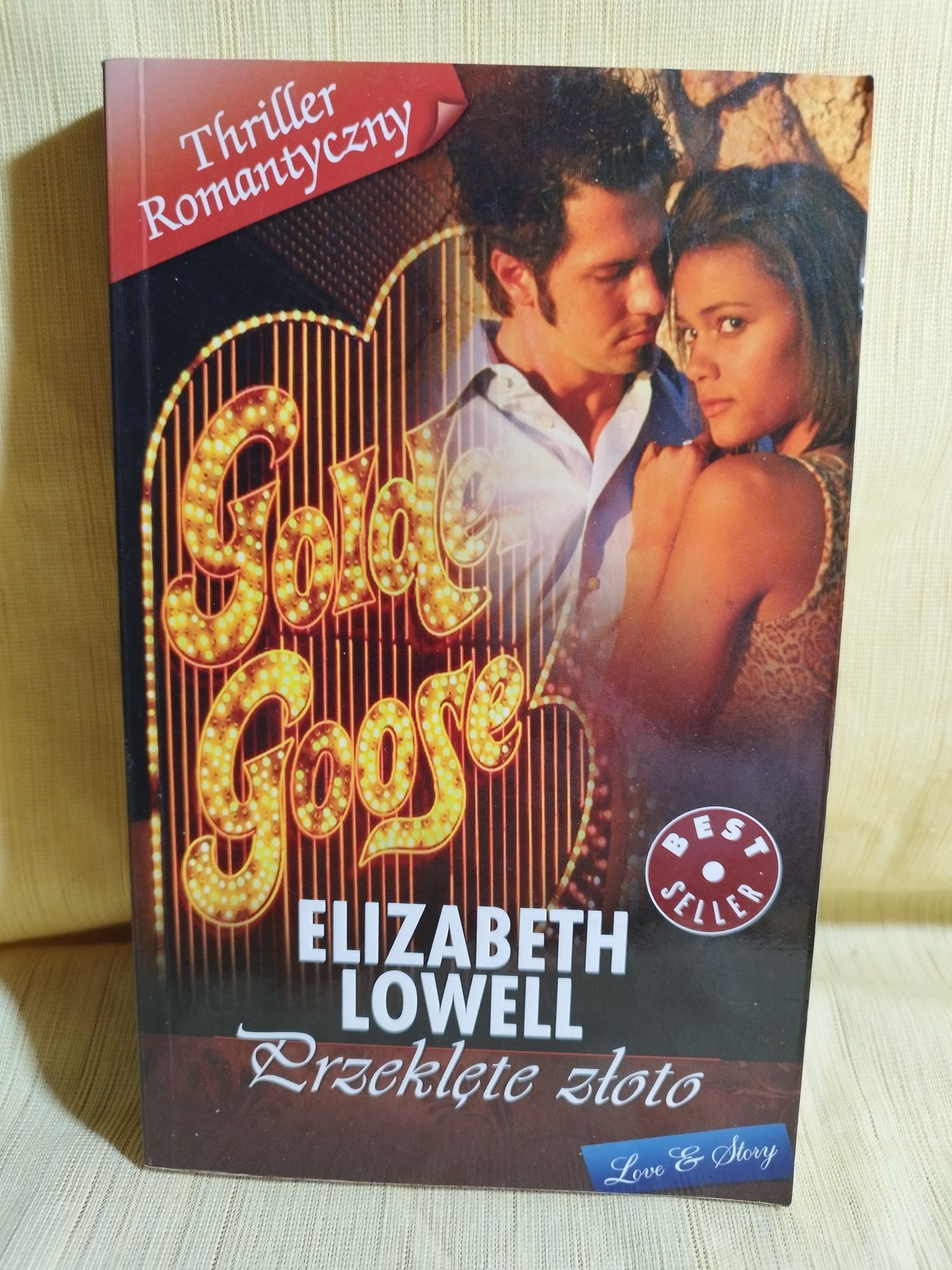 Książka "Thriller Romantyczny" / Zestaw - 3 Szt