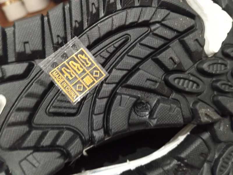 Buty sportowe śniegowce