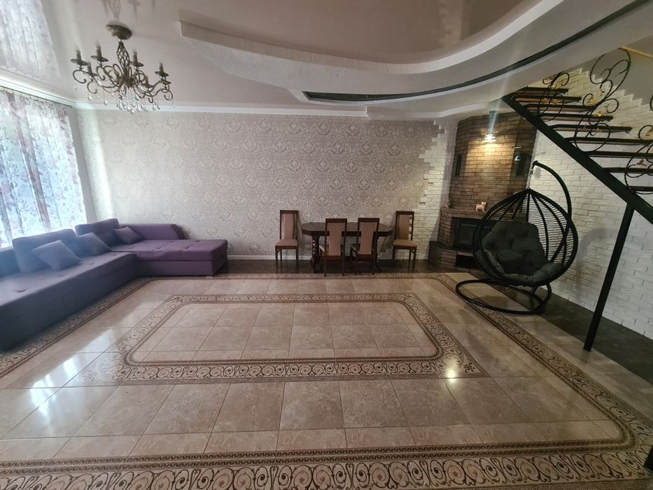 Продаю дом с гаражом. 146кв.м. улица Южная