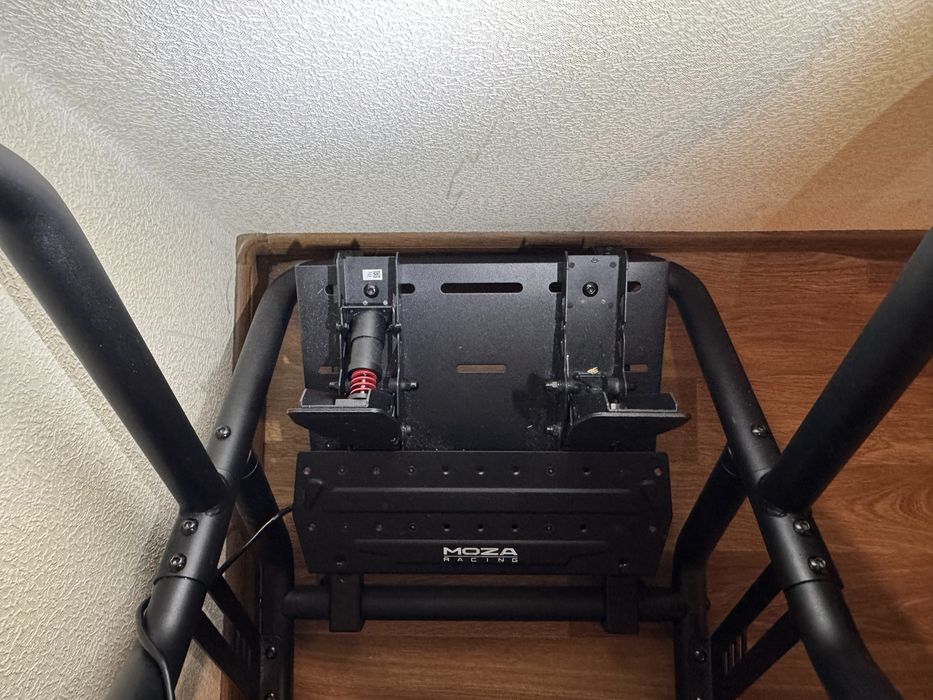 Симрейсинг комплект MOZA R3 + SR-P Lite Performance + GamePro RS115