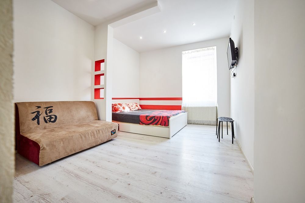 Подобова оренда  Оперний 1хв удатного5/1. Центр