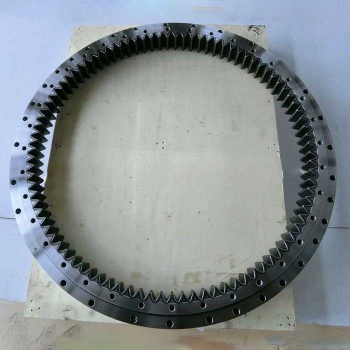 Круг поворотный для экскаваторов JСB   НОВЫЙ