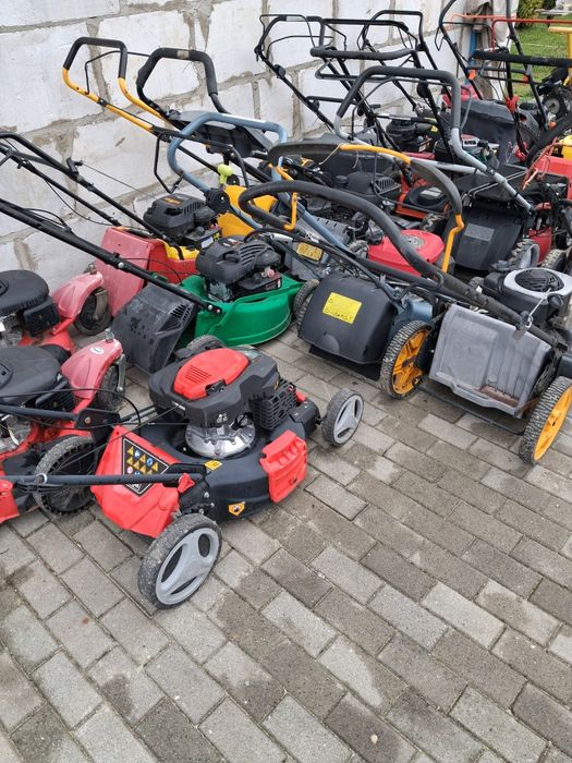 Pakiet kosiarek spalinowych