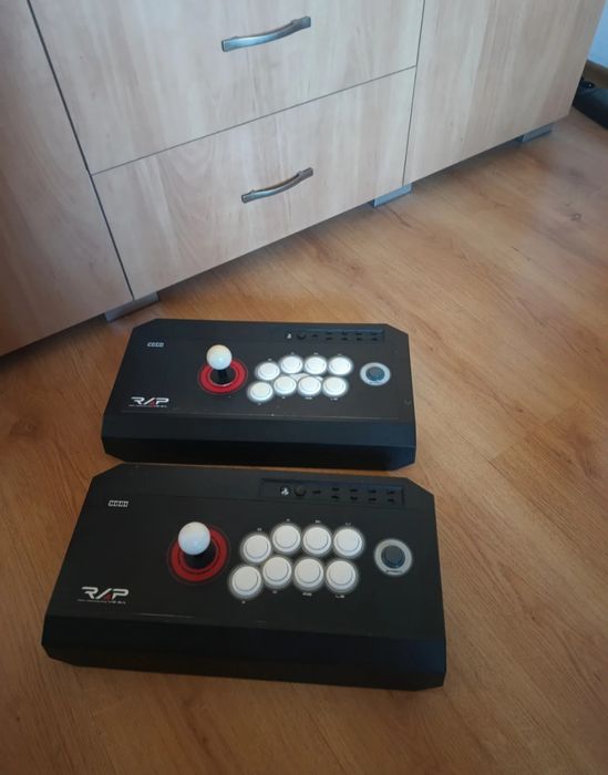 2 x Real Arcade Pro.V3 SA Fighting Stick PS3