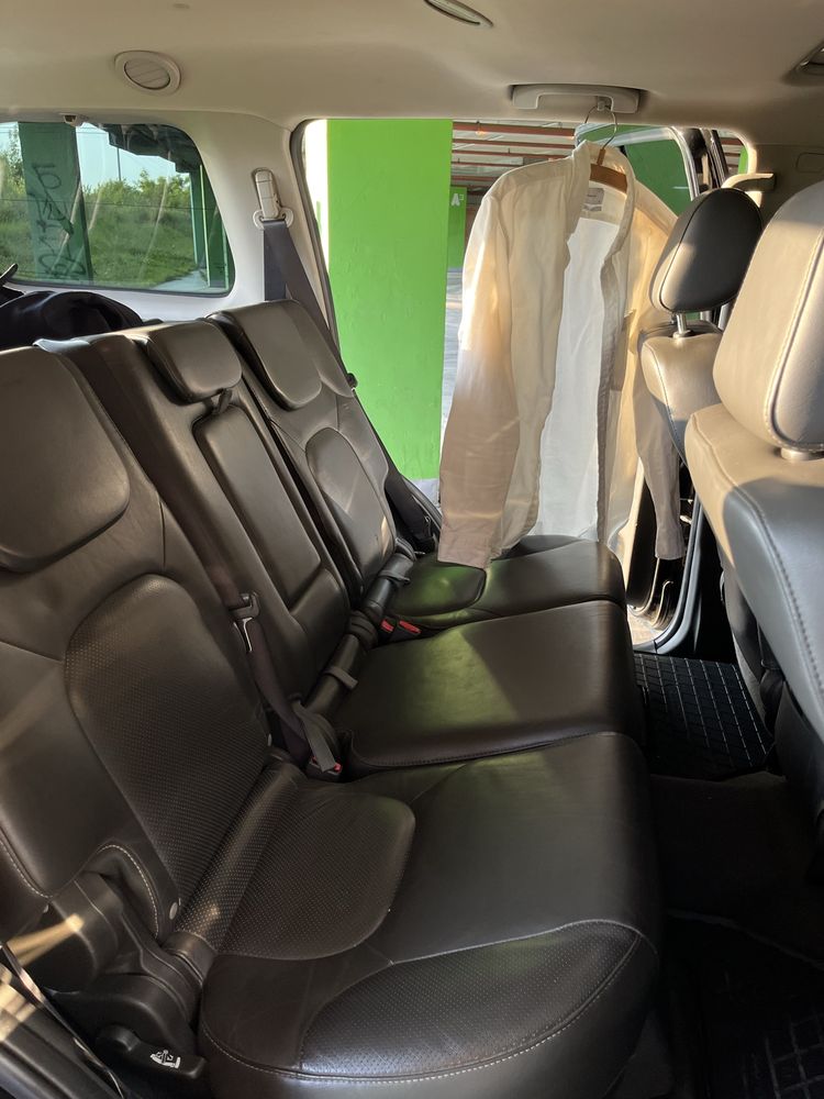Nissan Pathfinder 2011