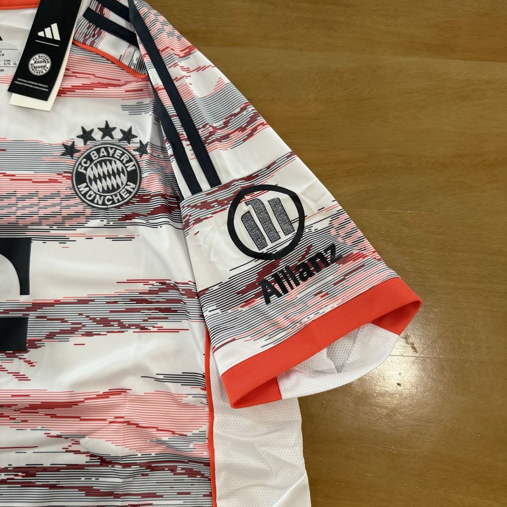 Camisola Bayern Munique 2025/26