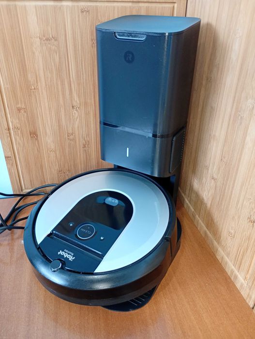iRobot Roomba i7+ i7556 - Robot odkurzacz