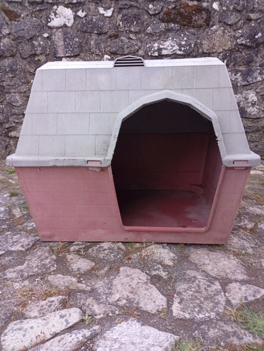 Casota para cão porte médio/grande