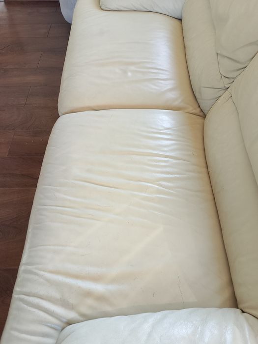 Sofa ecru + pufa skóra prawdziwa tanio