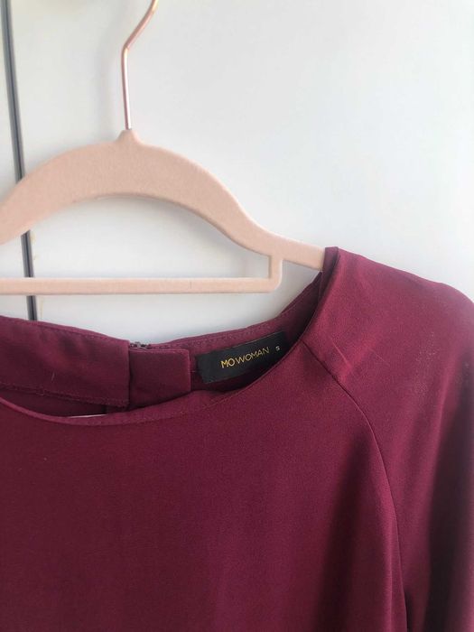 Vestido leve bordeaux. Marca MO, tamanho S.