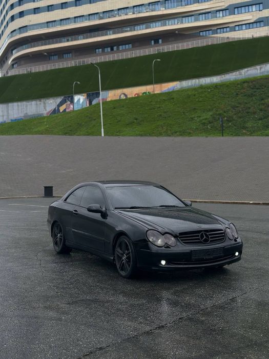 Mercedes-Benz CLK 2004 р.