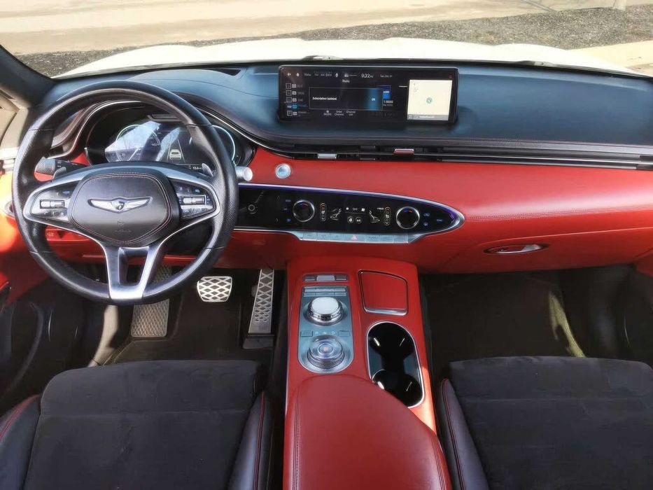 Genesis GV70 Sport      2022