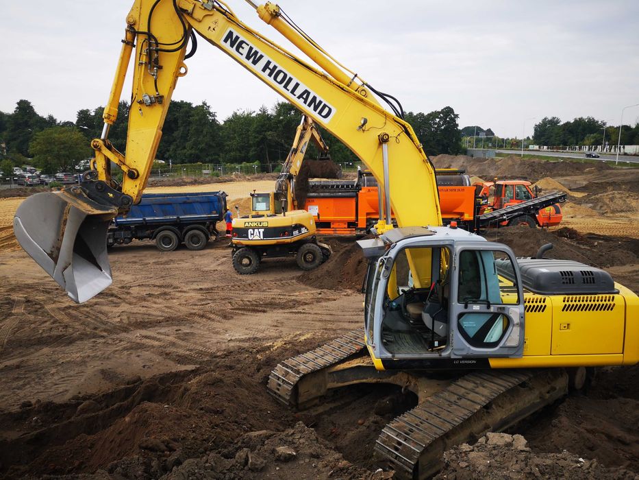 Usługi wywrotką 3oś,4oś ,koparko-ładowarką koparką kołową, zamiatarką