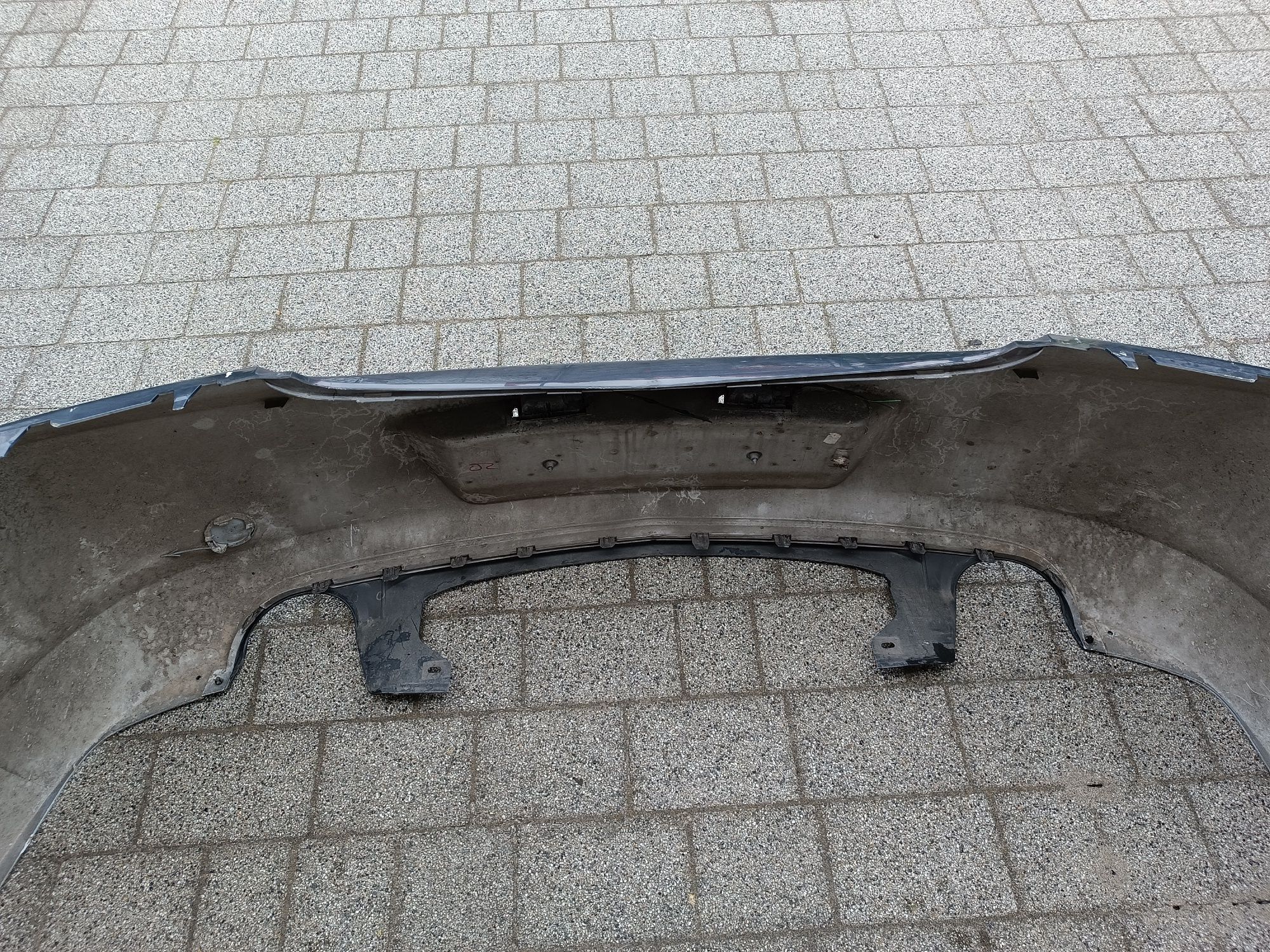 Opel Insignia A HB 08-13 - Zderzak tył Tylny 2rury Z168