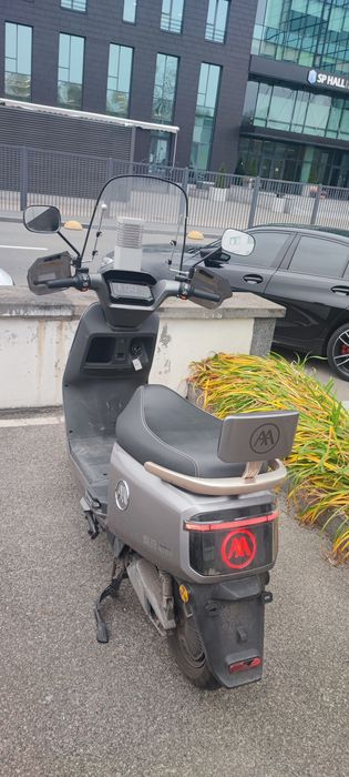 Електроскутер AIMA A700