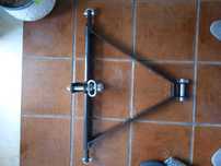 Triangulo com bola e cavilha de reboque para os 3 pontos do trator