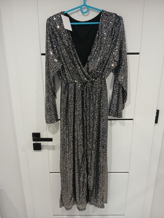 Sukienka srebrna cekiny sylwester wesele