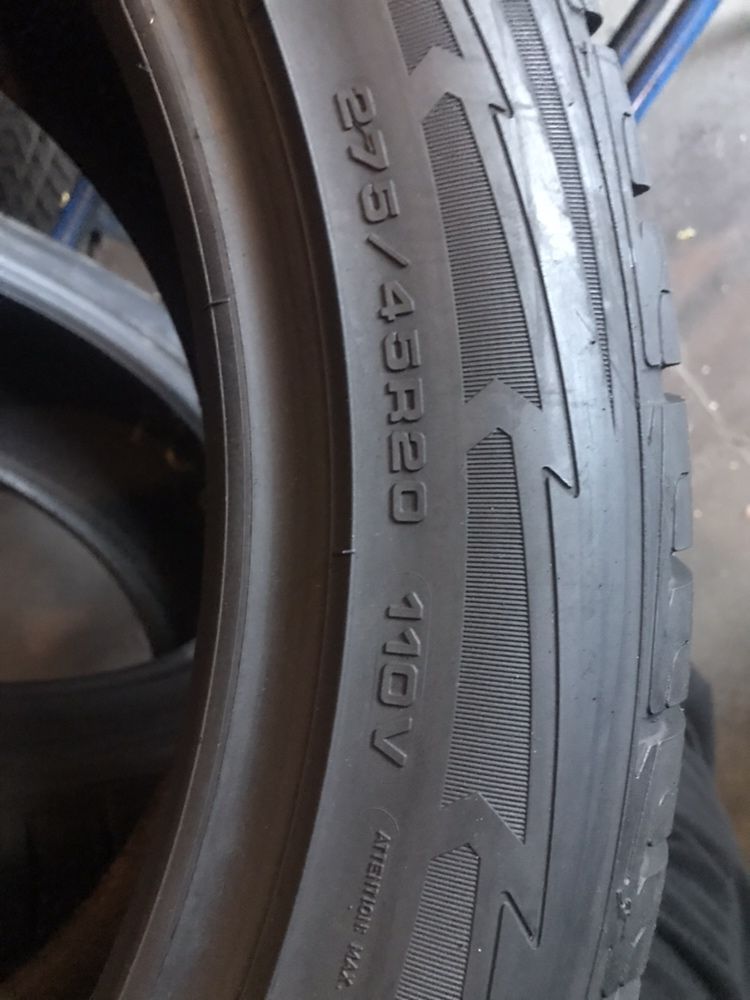 275/45/20+255/45/20 R20 Goodyear Ultra Grip Perfomance GEN1 4шт зима