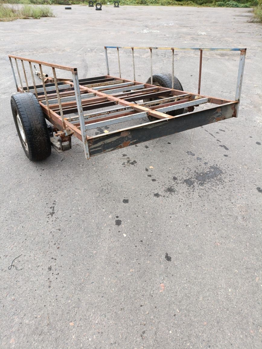 Прицеп до легкового автомобіля