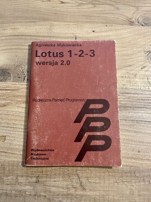 Lotus 1-2-3 wersja 2.0 – Agnieszka Mykowska | WNT