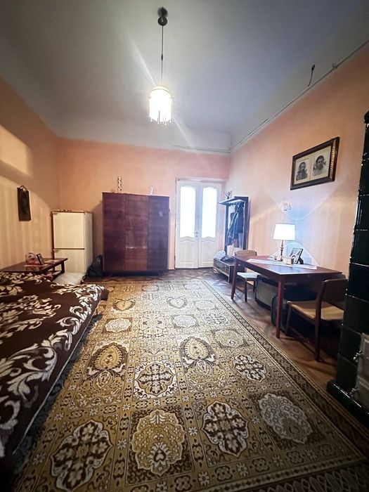 3 кім.квартира,2х рівнева,вул.Є. Гакмана(Кобилянська)