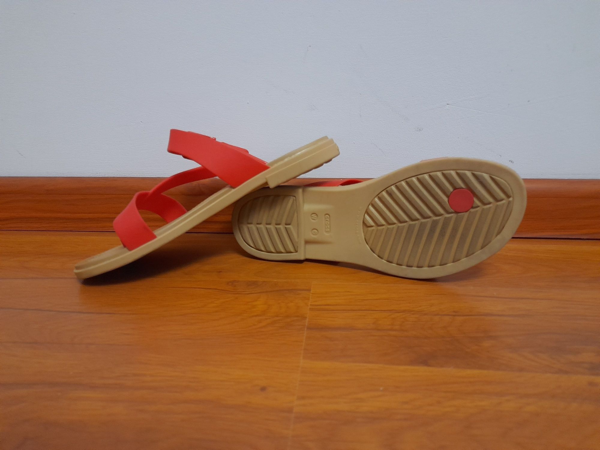 Оригина Crocs женские сандали с пряжкой. идеал р. 36