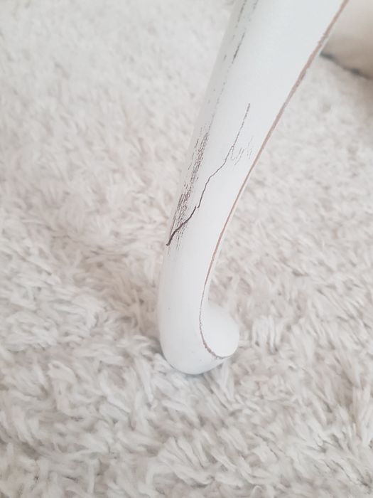 Ława w stylu prowansalskim