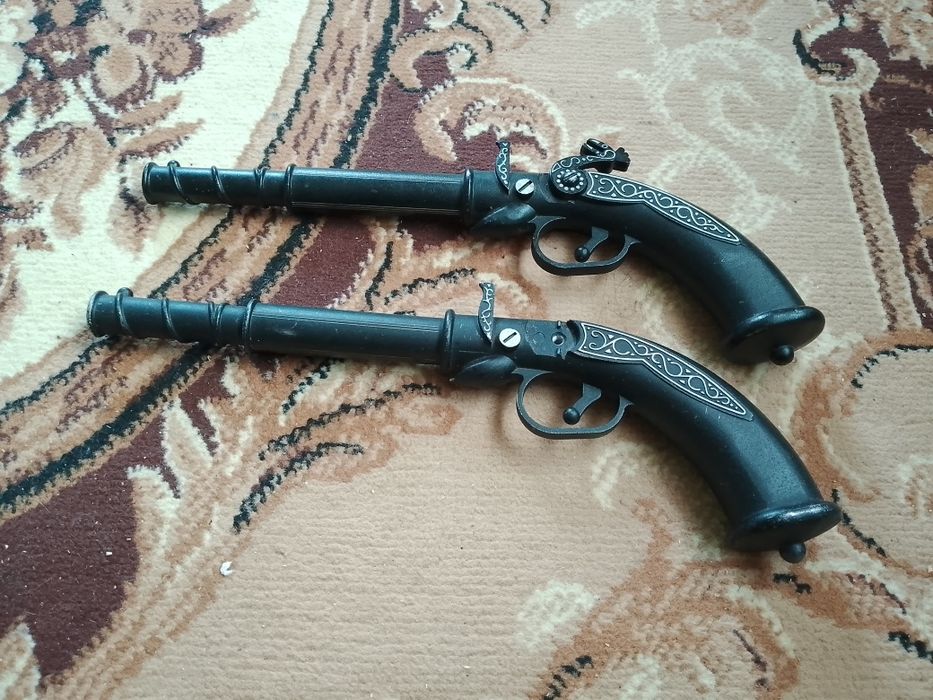 Пістолети алюмінієві