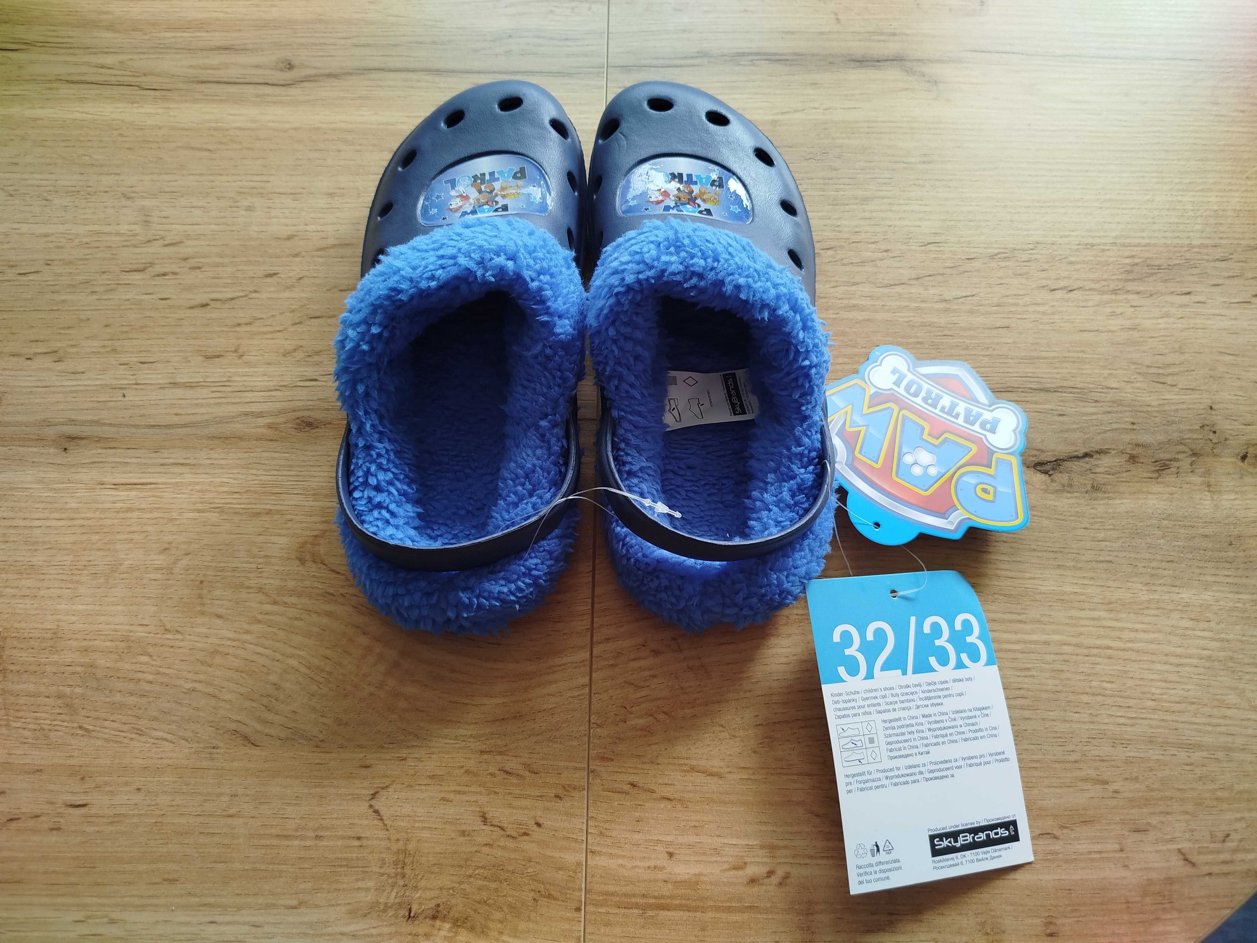 Nowe buty chłopięce typu crocs 32