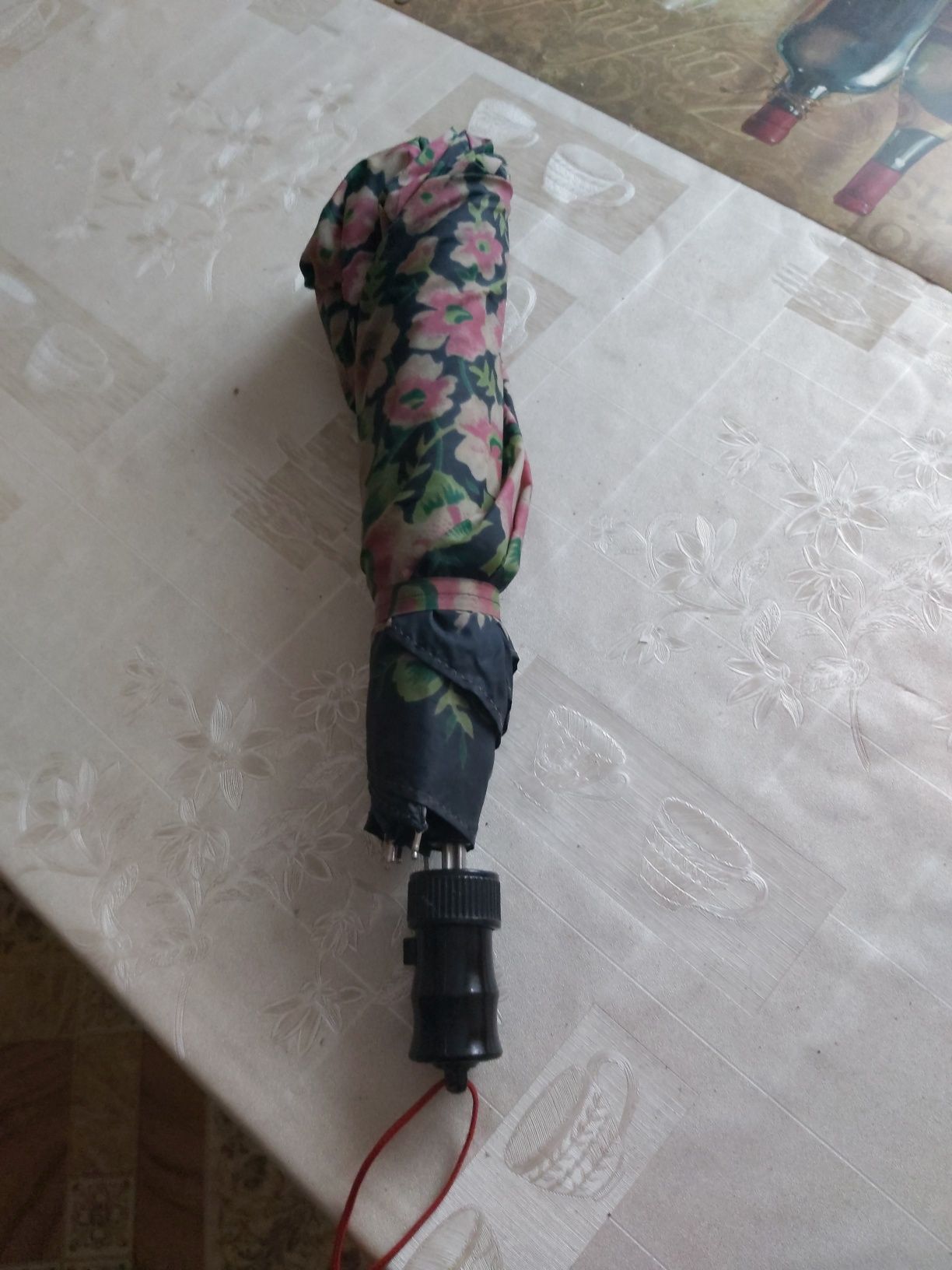 Продам зонтик цветной