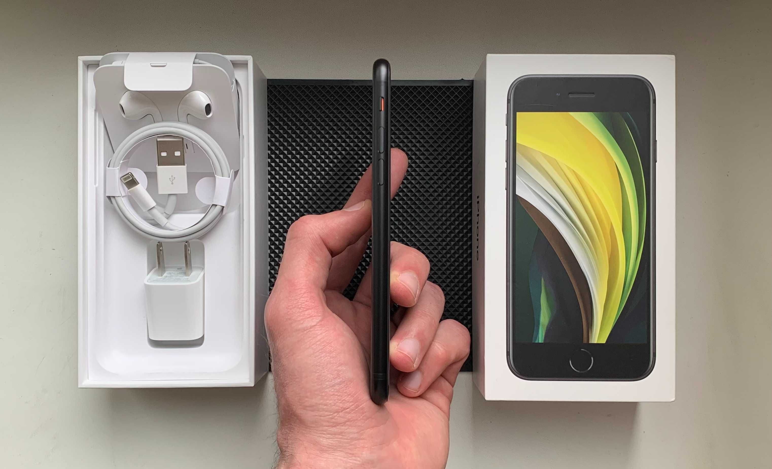 НОВЫЙ - iPhone SE 2020 - 64 гб - NEVERLOCK - 100% АКБ - BLACK